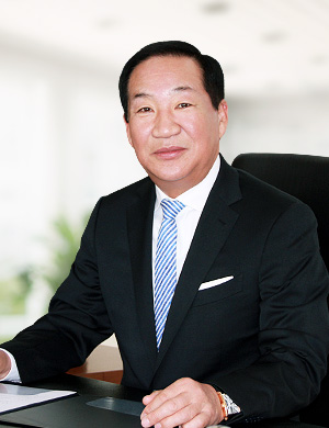 Executive Managing Director & Chairman Park Gi-heung
